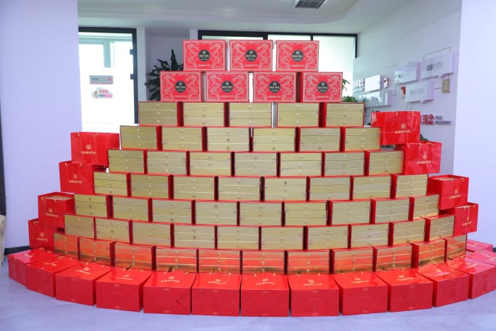 月满华诞,家国同庆,智邦国际祝您中秋国庆双节快乐! 月满华诞,家国同庆,智邦国际祝您中秋国庆双节快乐!