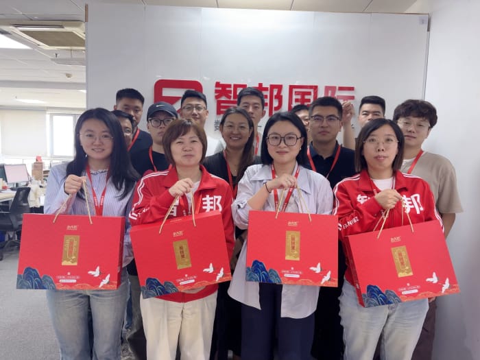 月满华诞,家国同庆,智邦国际祝您中秋国庆双节快乐! 月满华诞,家国同庆,智邦国际祝您中秋国庆双节快乐!